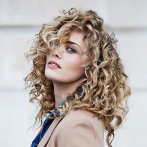 Meet your Posher, Venus